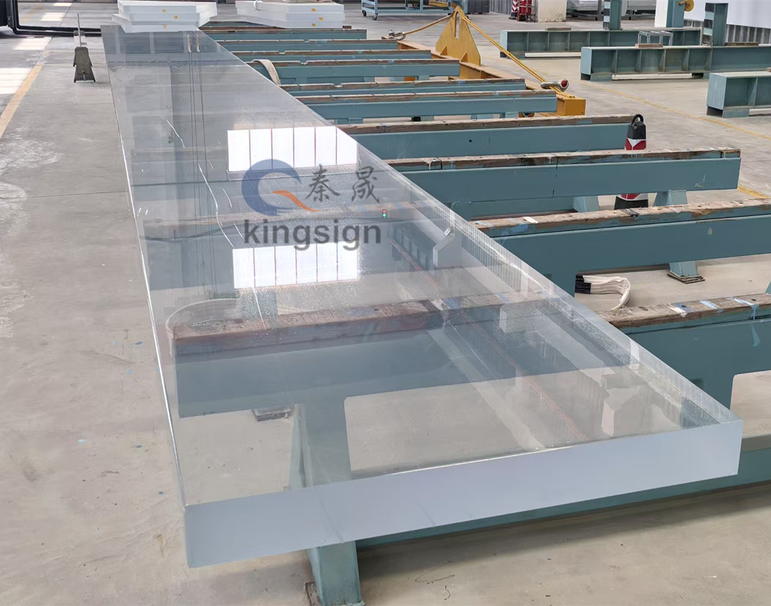 Как да се справим с драскотини по повърхността на акрилната листа